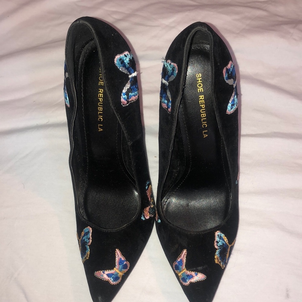 I’ve 8 1/2 shoe republic La butterfly heels